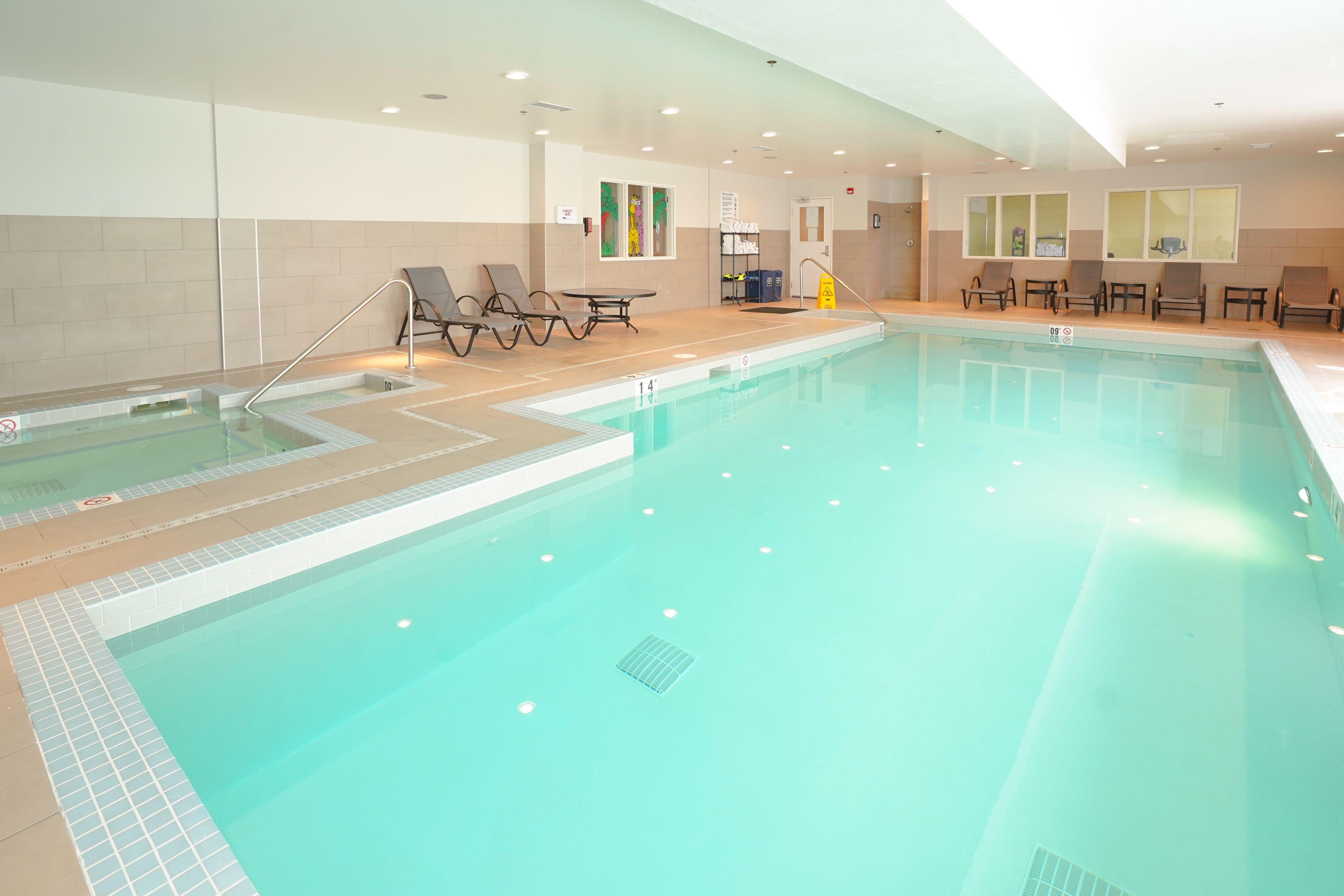 Fairfield Inn & Suites By Marriott Airdrie Ngoại thất bức ảnh